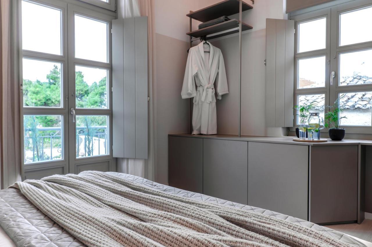 Octavia Rooms Corinto Esterno foto