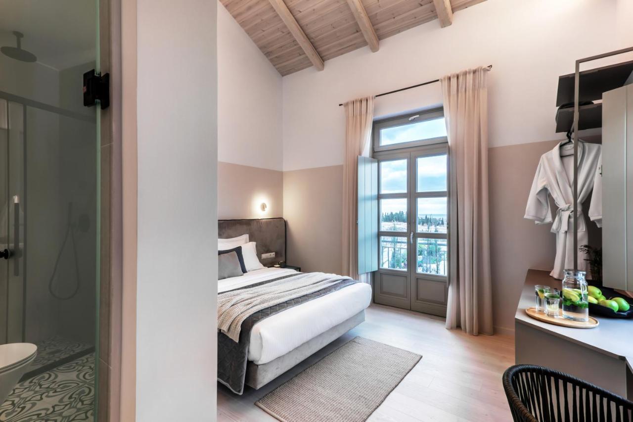 Octavia Rooms Corinto Esterno foto