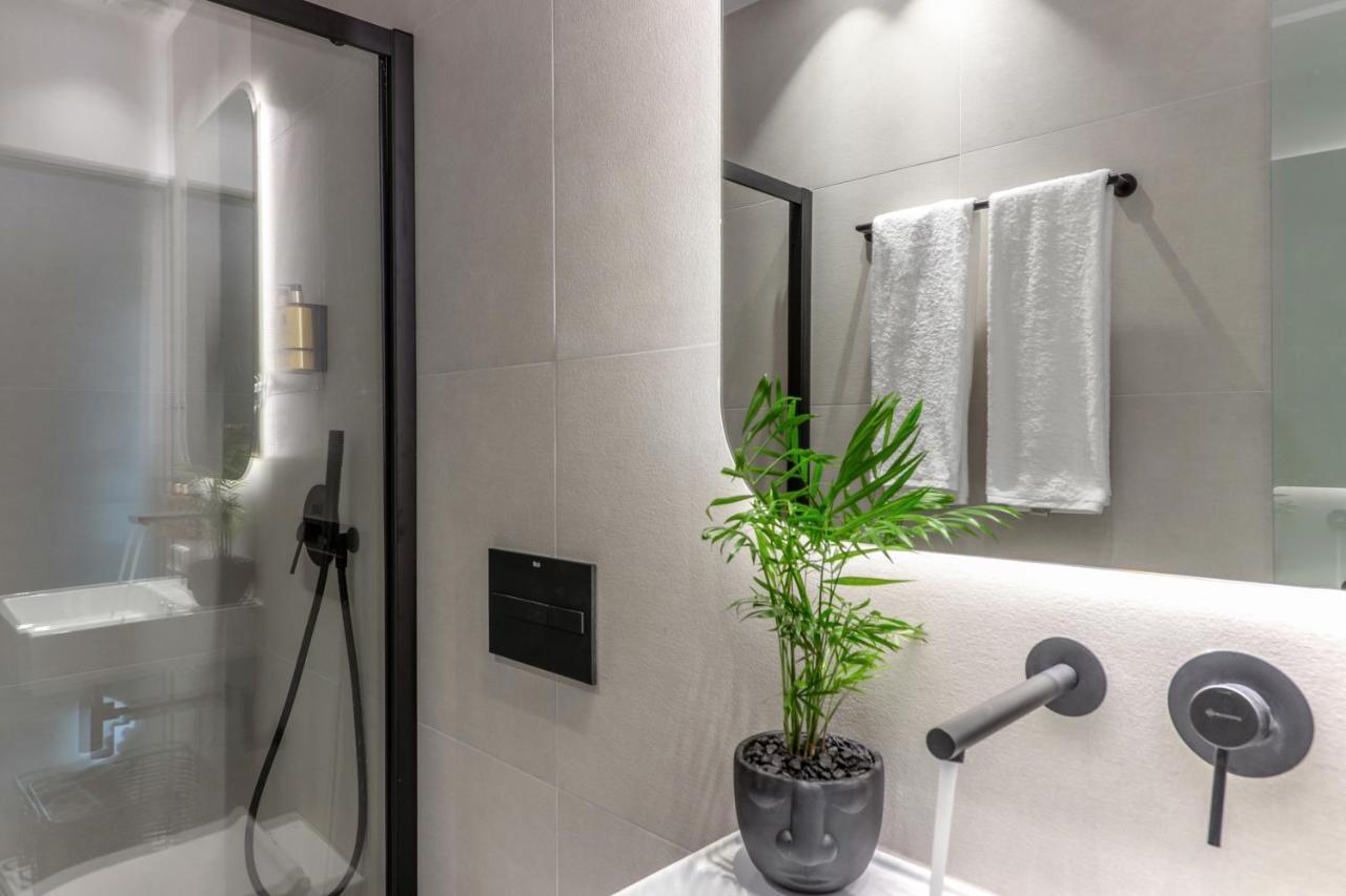 Octavia Rooms Corinto Esterno foto