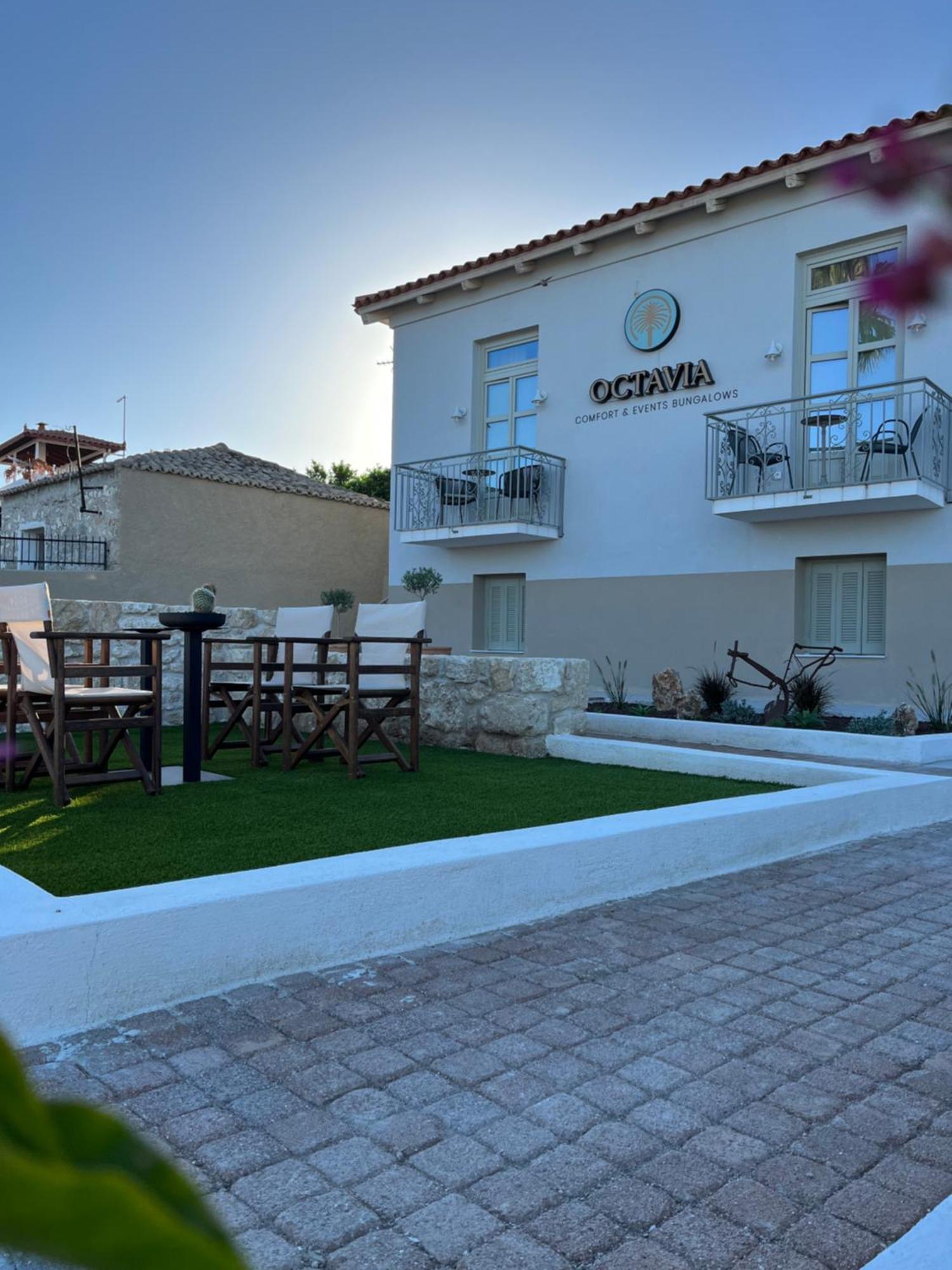 Octavia Rooms Corinto Esterno foto